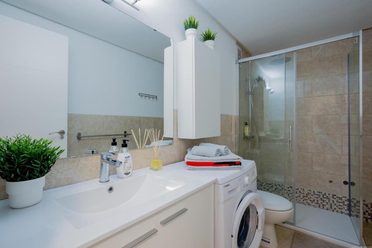 Bright & Stylish Apartment In Chipeque, Los Cristianos Arona  Εξωτερικό φωτογραφία